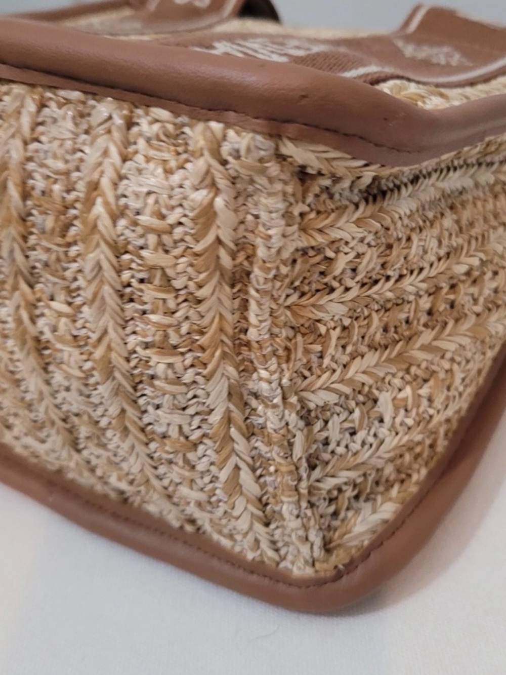 Steve Madden Brown and Cream Straw Tote Satchel - Picture 10 of 16